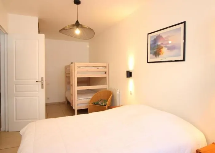 Apartamento T2- Wifi - Rdc A 300m Des Thermes - La Blanche